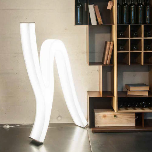Lampe sur pied - LASH - MOLTO LUCE - en métal / en PMMA / design original