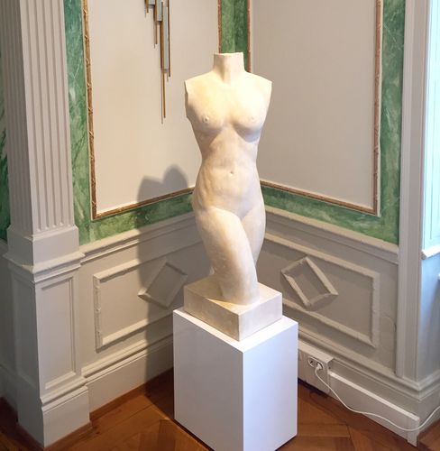 Sculpture en pierre calcaire - PERSEPHONE - Christopher Guy