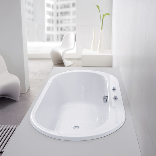 Baignoire ovale - FOSTER: 6476 - HOESCH - en acrylique / balnéo / blanche