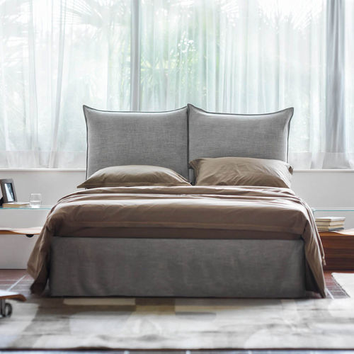 Lit double - MILOS - CASAMANIA HORM - simple / contemporain / tapissé