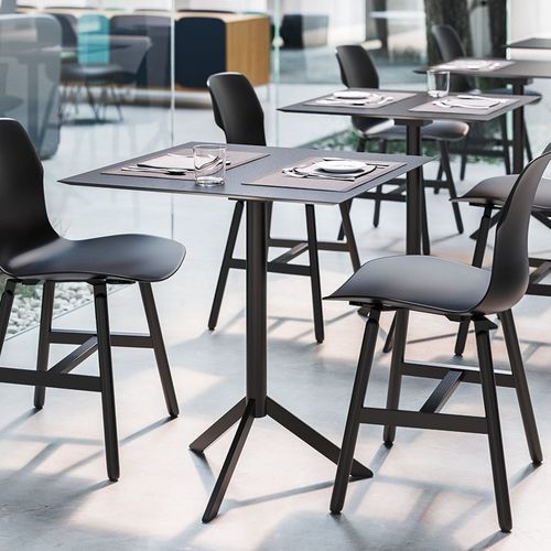 Table bistrot contemporaine - T4  - CASAMANIA HORM - en HPL / avec piètement en métal peint / carrée