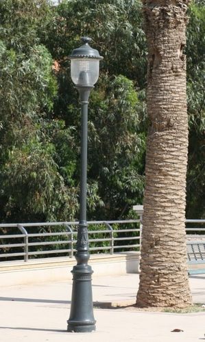 Lampadaire urbain - A1A/19 - F.P.H. Art Metal Sp.J. - classique / en aluminium / en fonte d'aluminium
