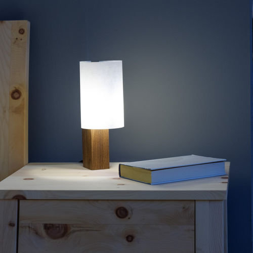 Lampe de table - ÜBRICH - DOMUS Licht zum Wohnen - de bureau / en chêne / en noyer