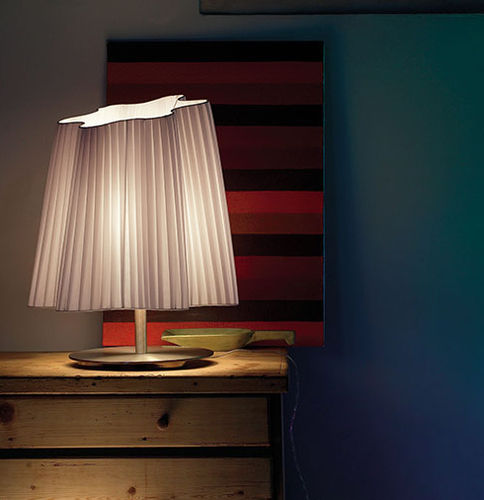 Lampe de table - FORMOSA - Antonangeli Illuminazione . - en métal / contemporaine / d'intérieur