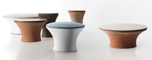 Table basse contemporaine - ROULETTE - Flai - en bois / en terracotta / ronde