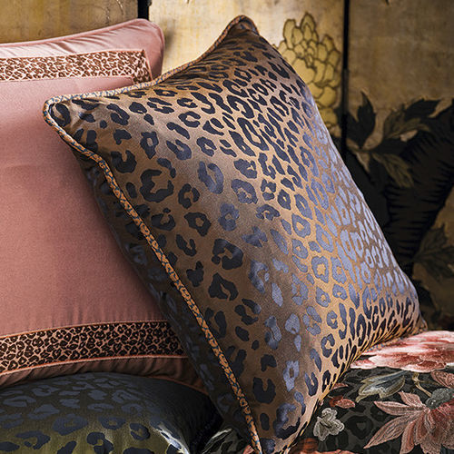 Tissu d'ameublement - SASKIA   - ROMO - pour rideaux / à motif peau de bête / en polyester