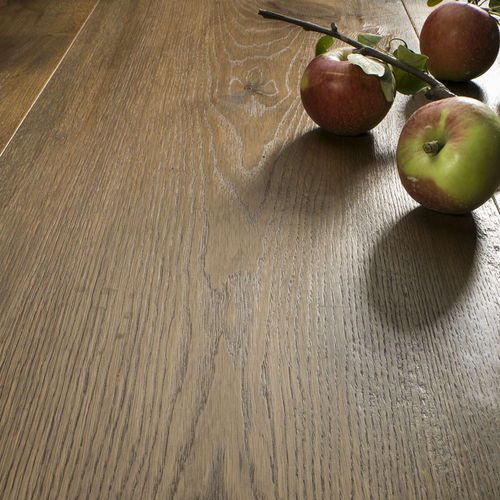 Parquet contrecollé - VILLA ARIANNA - BASSANO PARQUET - en chêne / brossé / verni