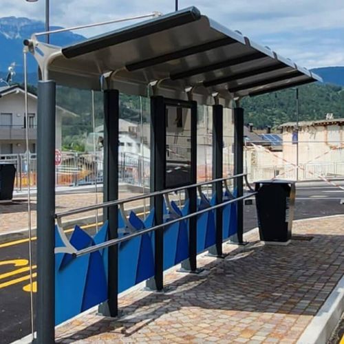 Abribus en aluminium - YCARO - CITY DESIGN - en acier inoxydable / avec banc / LED