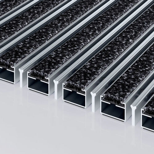 Tapis d'entrée professionnel - 512 P INNOVA K   - emco Bautechnik GmbH - en polyamide / en aluminium / antidérapant