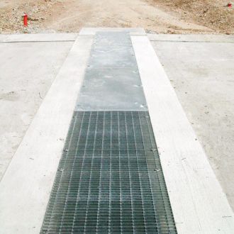 Caniveau à grille - C SERIES - GRIDIRON S.P.A. - Unipersonale - en béton / pour espace public / de protection