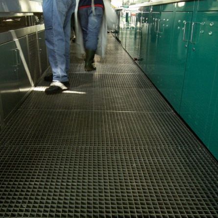 Caillebotis en acier galvanisé - SELF-COLOUR - GRIDIRON S.P.A. - Unipersonale - pour passerelle / pour passerelle industrielle / antidérapant