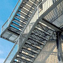Marche en tôle - STAIRTREADS - GRIDIRON S.P.A. - Unipersonale - antidérapante / en grille