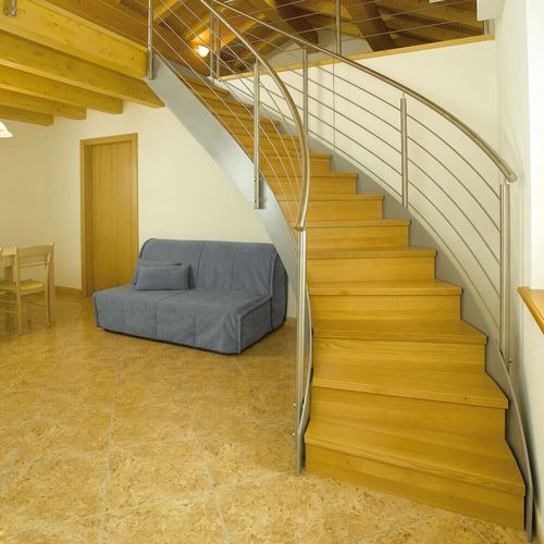Escalier circulaire - B 112 - METALL CONCEPT - à marches en bois / structure en métal / résidentiel
