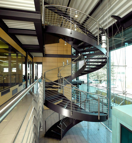 Escalier hélicoïdal - B 406 - METALL CONCEPT - à marches en métal / structure en métal / pour bâtiment tertiaire