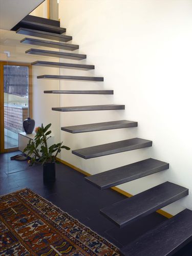 Escalier droit - C 110 - METALL CONCEPT - à marches en métal / structure en acier / résidentiel