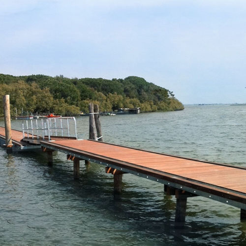Ponton en bois - RAVAIOLI LEGNAMI - flottant