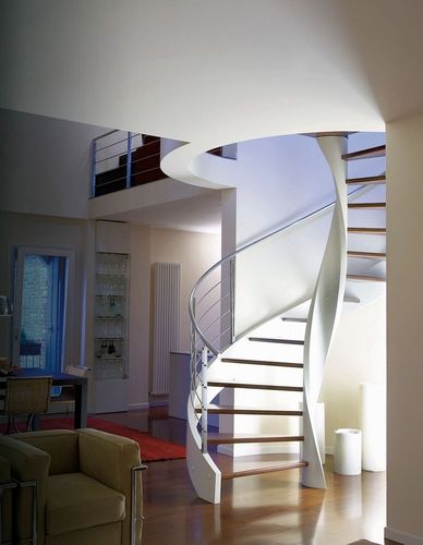 Escalier en colimaçon - ELI LE 01 - RIZZI - à marches en bois / structure en bois / contemporain
