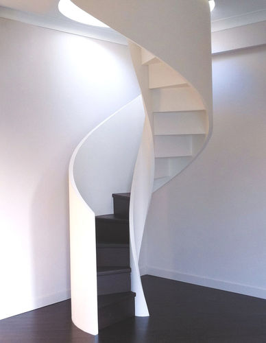 Escalier hélicoïdal - ELI LE 07 - RIZZI - à marches en bois / structure en bois / contemporain