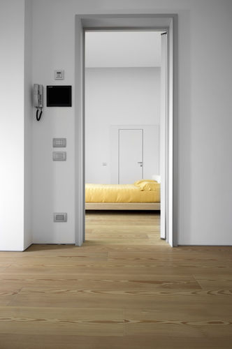 Parquet contrecollé - MAESTRO NATURAL OAK - CORA'DOMENICO & FIGLI - en mélèze / verni / à coller