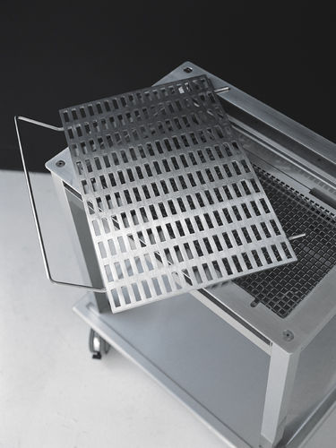Barbecue à charbon - R.O.K. BBQ - GRAEPEL ITALIANA - sur roulettes / en acier inoxydable