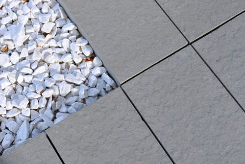 Carrelage en pierre naturelle - DECKINGSTONE - IL CASONE - sablé / flammé / d'intérieur