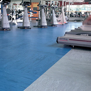 Sol sportif d'intérieur - RAMFLEX - MONDO - d'extérieur / en caoutchouc / pour salle multisport