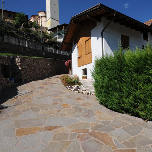 Pavé en porphyre - CONSORZIO CAVATORI PRODUTTORI PORFIDO SOC. COOP. - d'intérieur / d'extérieur / de terrasse