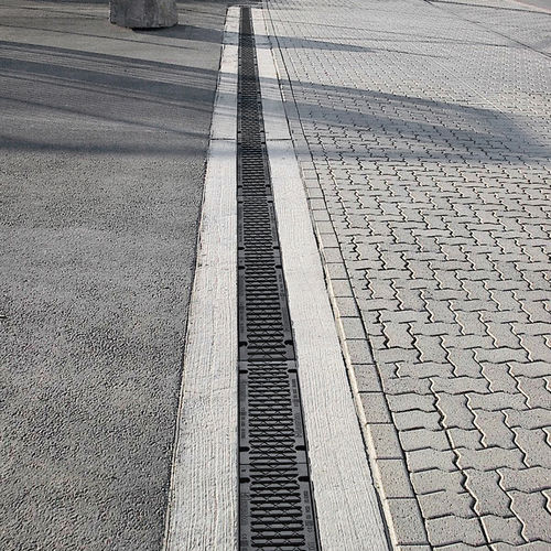 Caniveau à grille - RECYFIX NC - HAURATON - en composite / en polypropylène / grille en fer