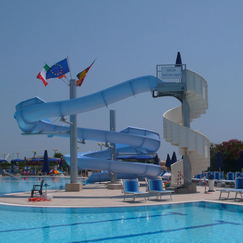 Toboggan tournant - TOBOGA - TECNOPISCINE INTERNATIONAL - pour parc aquatique