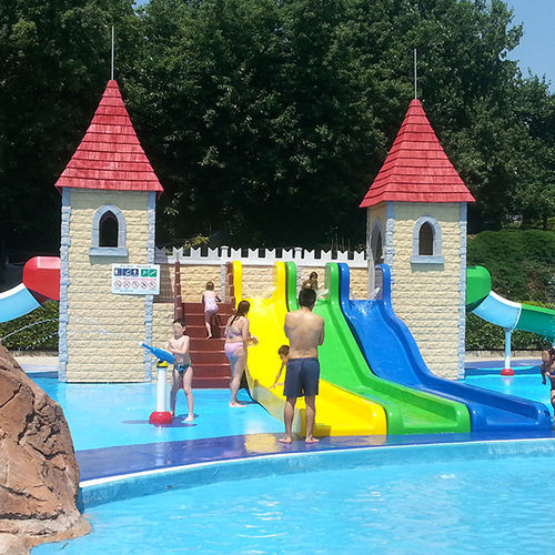 Structure de jeu pour parc aquatique - MAGIC CASTLE - TECNOPISCINE INTERNATIONAL - en polyuréthane
