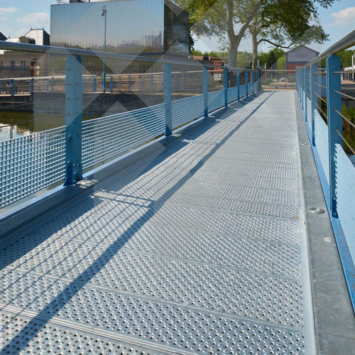Caillebotis en métal - Tolhuit N - MEISER - pour marche d'escalier / pour passerelle industrielle / pour sol d'extérieur