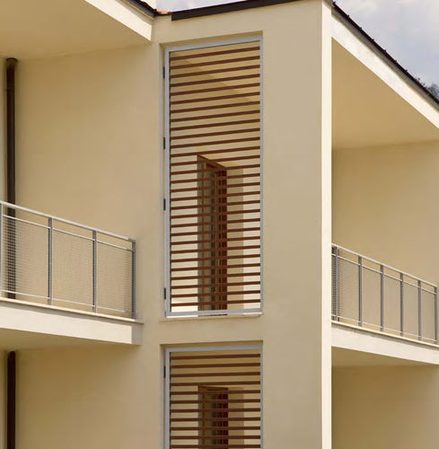 Brise-soleil en aluminium - CIPRIANI SERRAMENTI - en bois / pour façade / horizontal