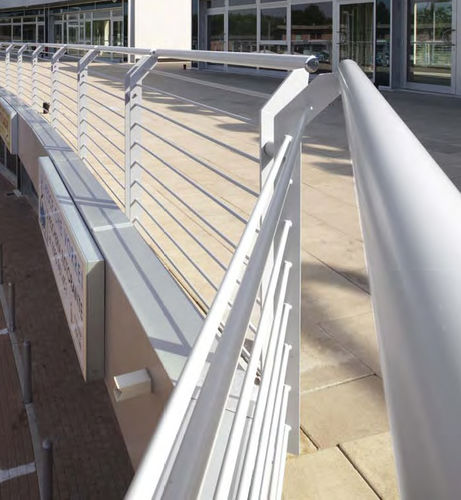 Garde-corps en métal - CIPRIANI SERRAMENTI - à barreaux / d'extérieur / pour terrasse