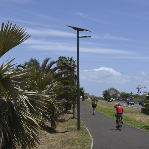 Lampadaire urbain - COMBI TOP 6 - GROUPE RAGNI - contemporain / en aluminium / à LED