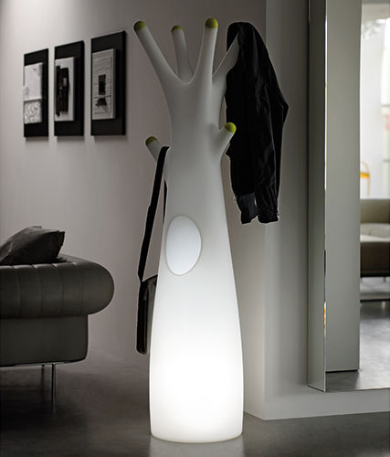Porte-manteau sur pied - GODOT LIGHT - PLUSt COLLECTION - design original / en polyéthylène / blanc