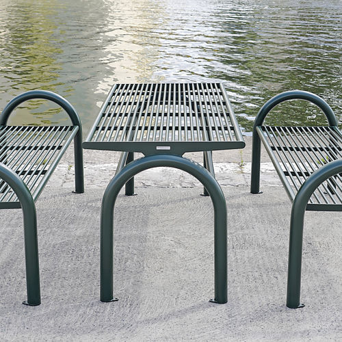 Table de pique-nique contemporaine - SIARDO 150R - BENKERT BÄNKE - en acier inoxydable / rectangulaire / professionnelle