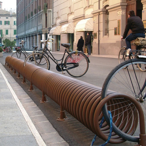 Range-vélo au sol - RESET - METALCO - pour espace public / pour les zones urbaines / pour parking