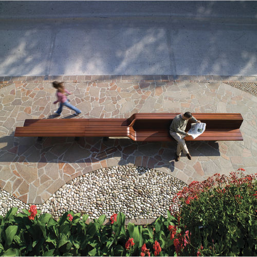 Banc public contemporain - SEDIS - METALCO - en aluminium peint / en bois exotique / avec dossier