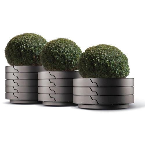 Jardinière en tôle d'acier - FLÒ - METALCO - en acier peint / en bois de feuillus / ronde