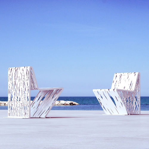 Chaise contemporaine - CROSSED - LAB23 - d'extérieur / d'intérieur / en acier galvanisé