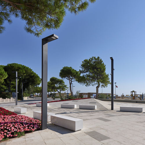 Banc public contemporain - S LINE - LAB23 - en matériaux composites / sans dossier / sans accoudoirs