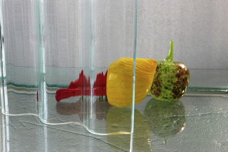 Panneau décoratif pour agencement intérieur - CORRUGATED - BermanGlass - en verre / en résine / acrylique