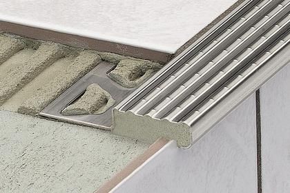 Nez de marche en aluminium - Schlüter®-TREP series - Schluter Systems - antidérapant