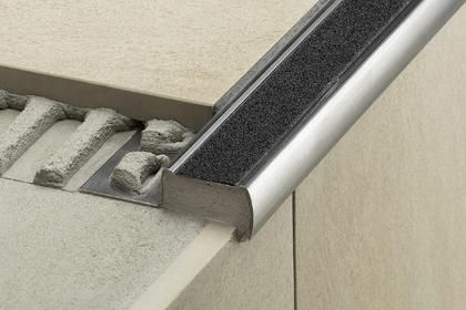 Nez de marche en aluminium - SCHLUTER®-TREP-G/-GK - Schluter Systems - antidérapant