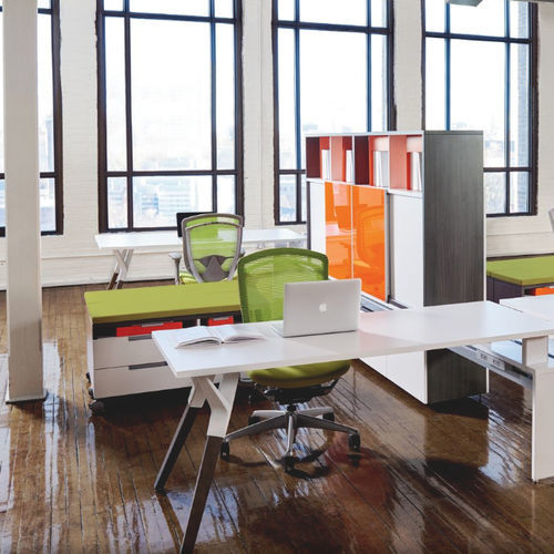 Bureau pour open space - UPSTAGE - Teknion - contemporain / en placage de bois / en métal