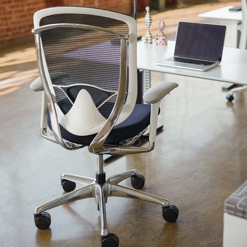 Chaise de bureau contemporaine - NUOVA CONTESSA - Teknion - en maille / avec piètement en métal / à roulettes