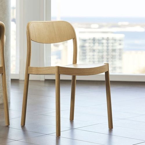 Chaise contemporaine - LARU - Teknion - d'intérieur / en chêne / en contreplaqué