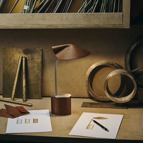 Lampe de table - PICO - HISLE - en acier inoxydable / en cuir / contemporaine