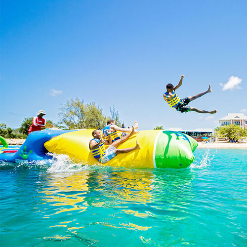Jeu gonflable pour piscine publique - FLIP - Wibit Sports