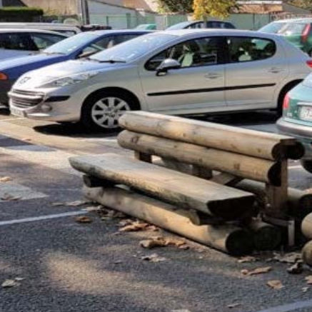 Barrière avec banc intégré - 638 166-03 - Rondino - séparateur / fixe / en pin